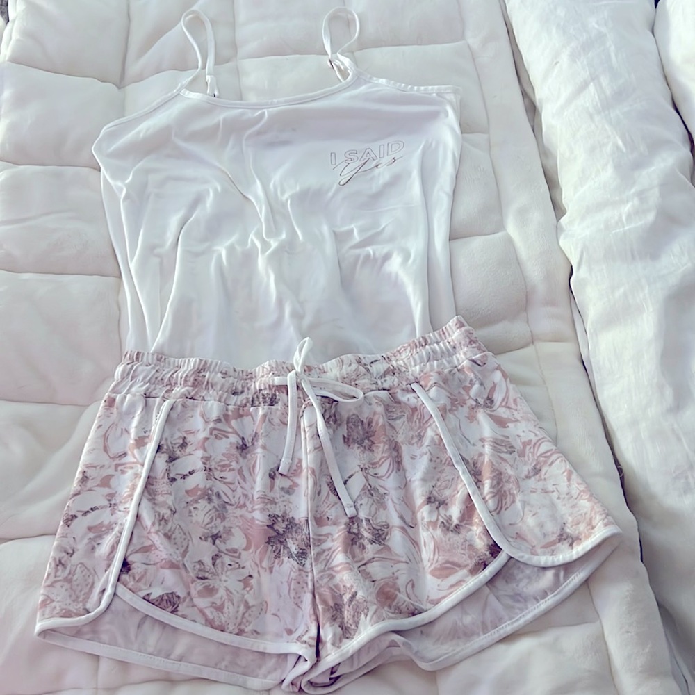 Danskin “I Said Yes” Pajama Set